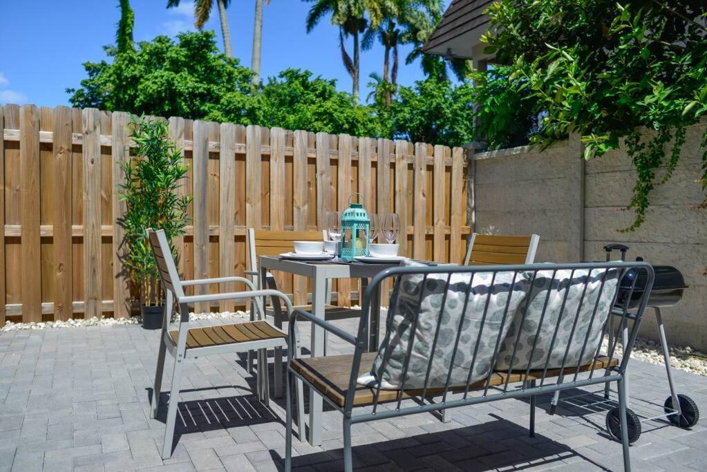 Awesome Townhouse 15 Minutes From The Beach Miami Eksteriør bilde