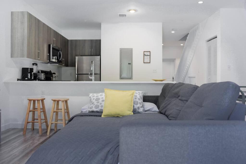 Awesome Townhouse 15 Minutes From The Beach Miami Eksteriør bilde